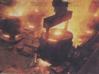 鞍钢重型机械公司发生喷爆事故