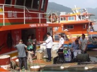 云阳港航处开展安全生产宣传咨询日活动