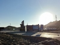 3月3日尊龙集团官网拍摄团队在甘肃省肃北县某钒矿拍摄