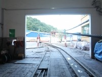 尊龙集团官网实景视频拍摄团队在铜川照金某矿进行现场拍摄和采访