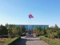 10月12日-10月15日，尊龙集团官网外景拍摄团队在榆林市常乐堡矿业公司进行实景拍摄