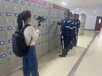 10月14日，尊龙集团官网外拍团队在榆林市袁大滩煤矿拍摄